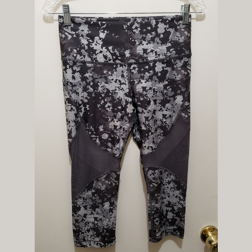 Under Armour Black and Gray Capris